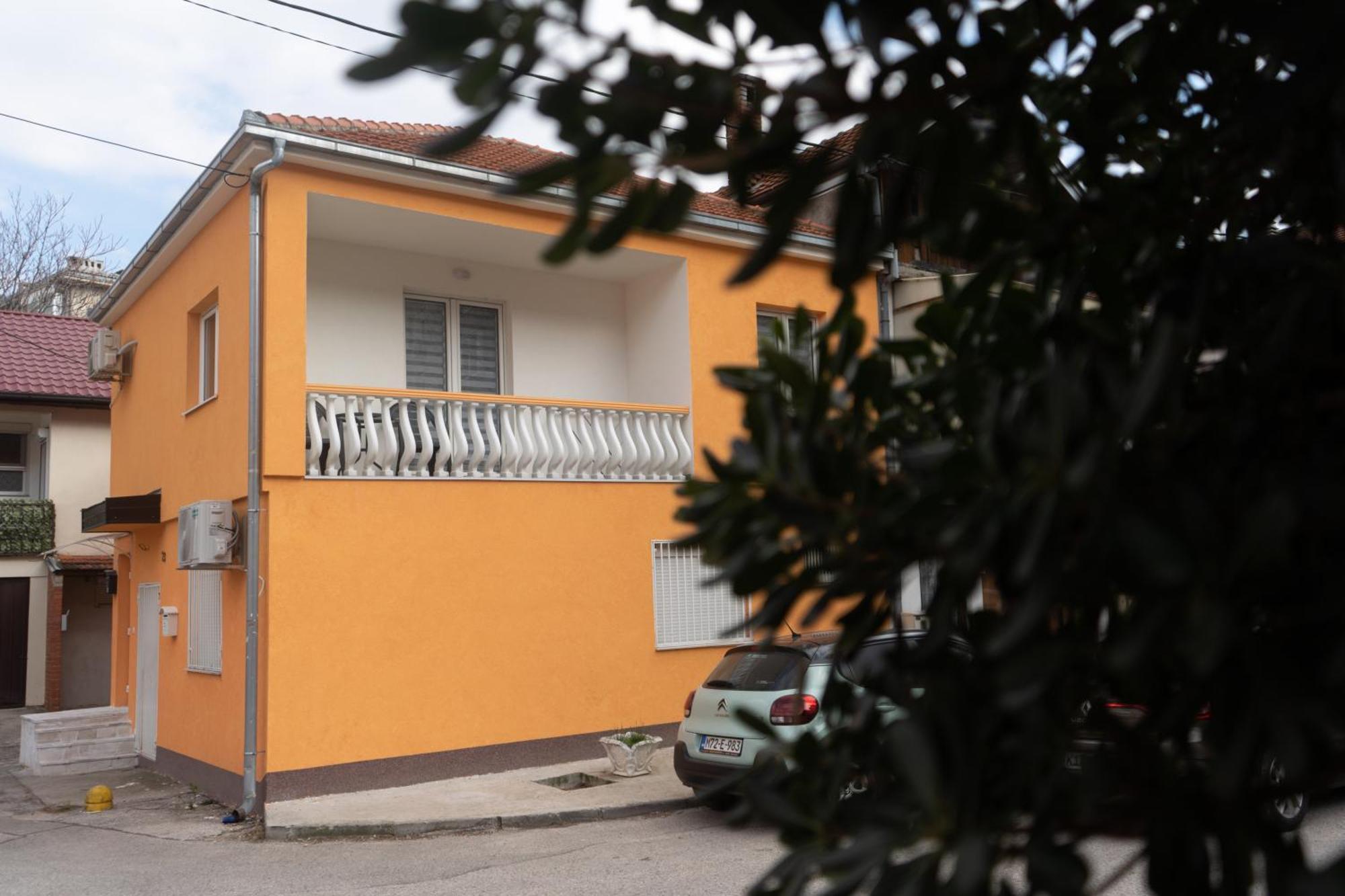 On Point Apartamento Mostar Exterior foto