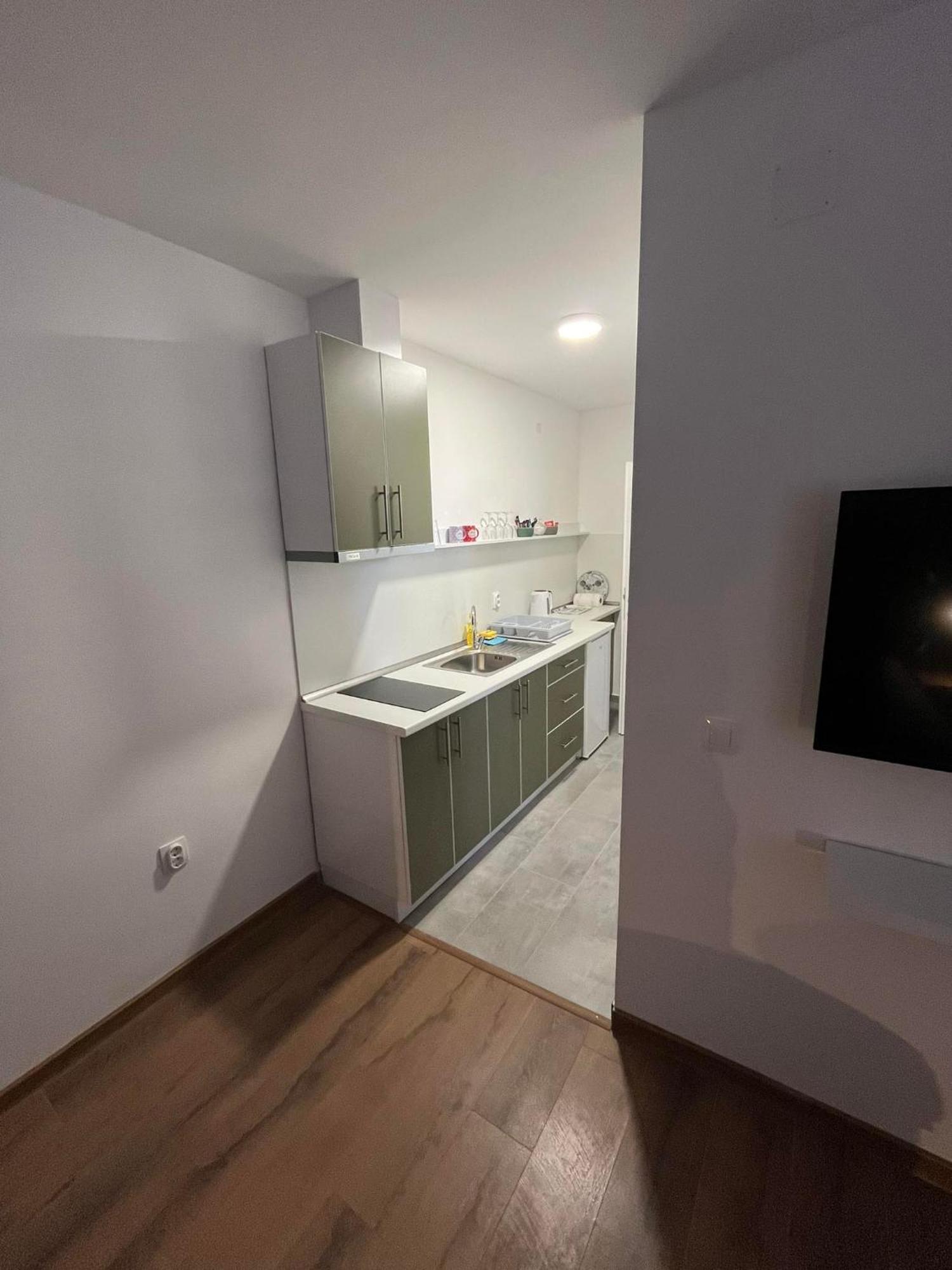 On Point Apartamento Mostar Exterior foto